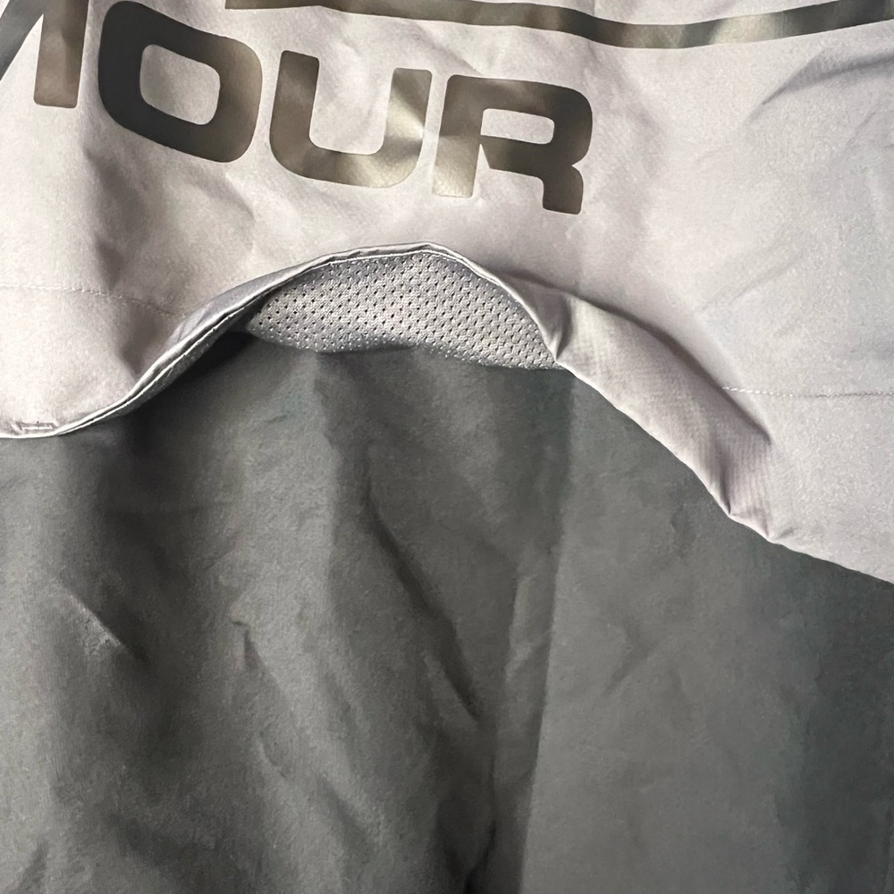 Under Armour Gray and Black Half-Zip Pullover/Windbreaker - Picture 9 of 9